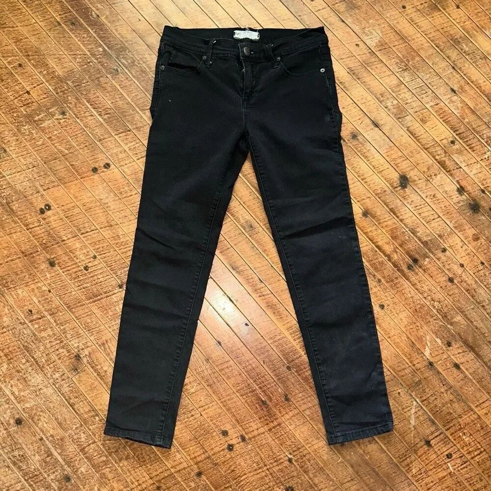 Free People black jegging 27 ankle/cropped jeans